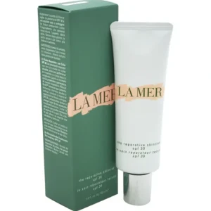 Wash<La Mer The Reparative Skintint SPF 30 - 03 Light Medium by La Mer for Women - 1.4 oz Makeup - GlowEssence Care - Embrace the Essence of Radiance with Premium Skincare Solutions