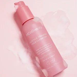 Wash<MCoBeauty Salicylic Foaming Face Cleanser 125ml - GlowEssence Care - Embrace the Essence of Radiance with Premium Skincare Solutions
